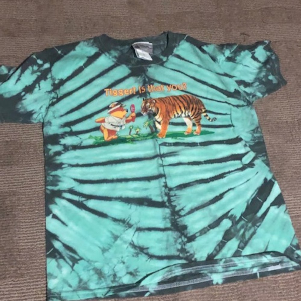 Disney Parks tie dye T-shirt Winnie The Poo